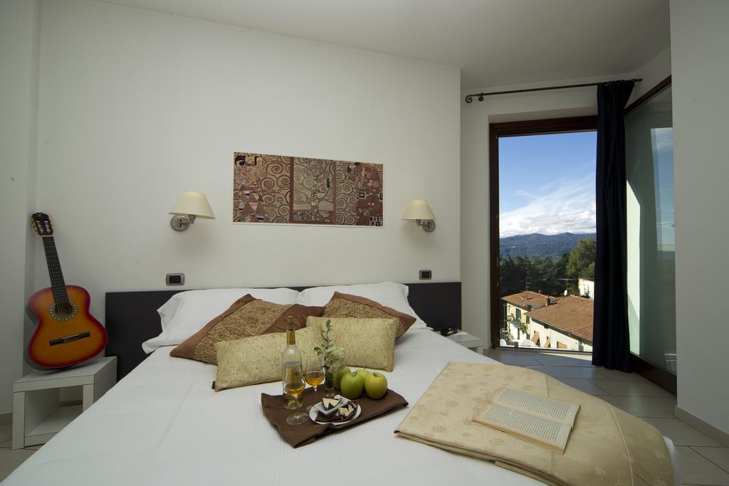 Hotel La Locanda Cadrezzate Exterior foto